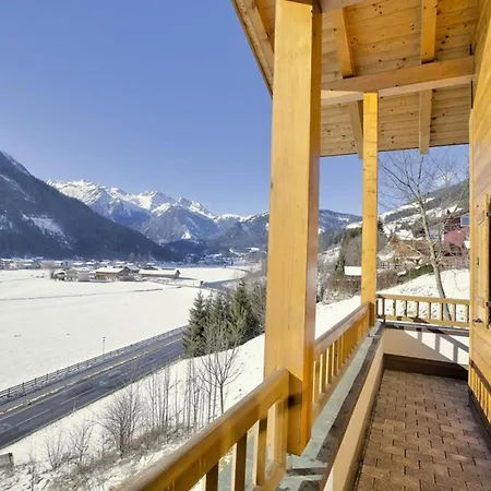 Semesterbostad Schoeneben 4-jahreszeiten *