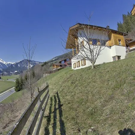 Schoeneben 4-jahreszeiten Ferienhaus *