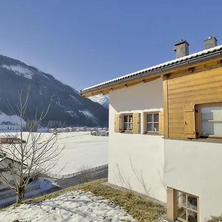 Schoeneben 4-jahreszeiten Semesterbostad Wald im Pinzgau