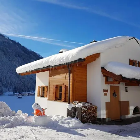 Schoeneben 4-jahreszeiten * Wald im Pinzgau