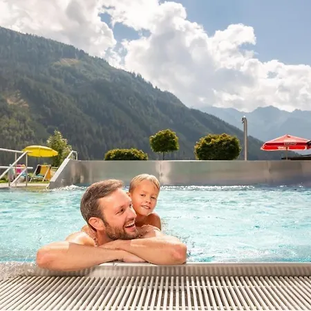 Schoeneben 4-jahreszeiten * וואלד אים פינצגאו